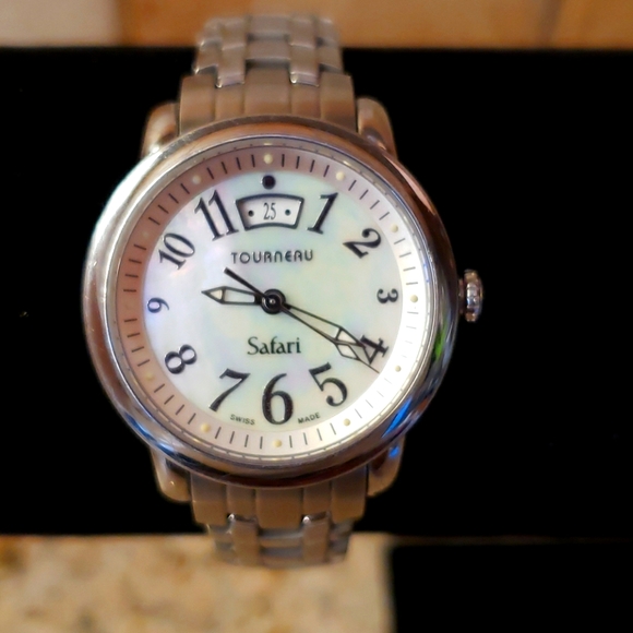 Tourneau Safari Stainless Steel Quartz Watch Accessories